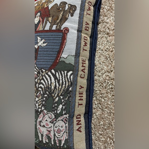 Noah’s Ark tapestry accent pillow - Picture 3 of 7